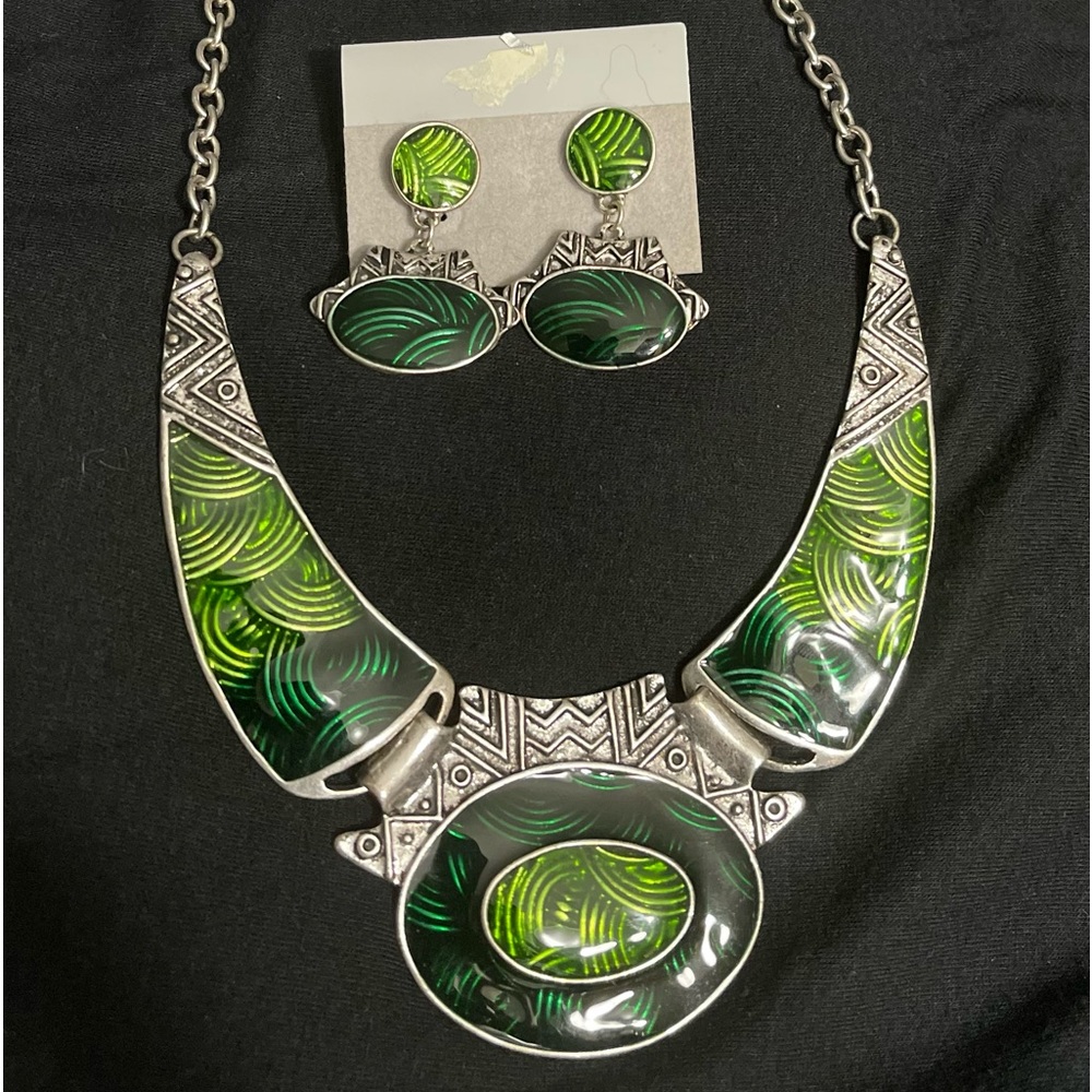 Boutique Green Enamel Vintage Jewelry Set